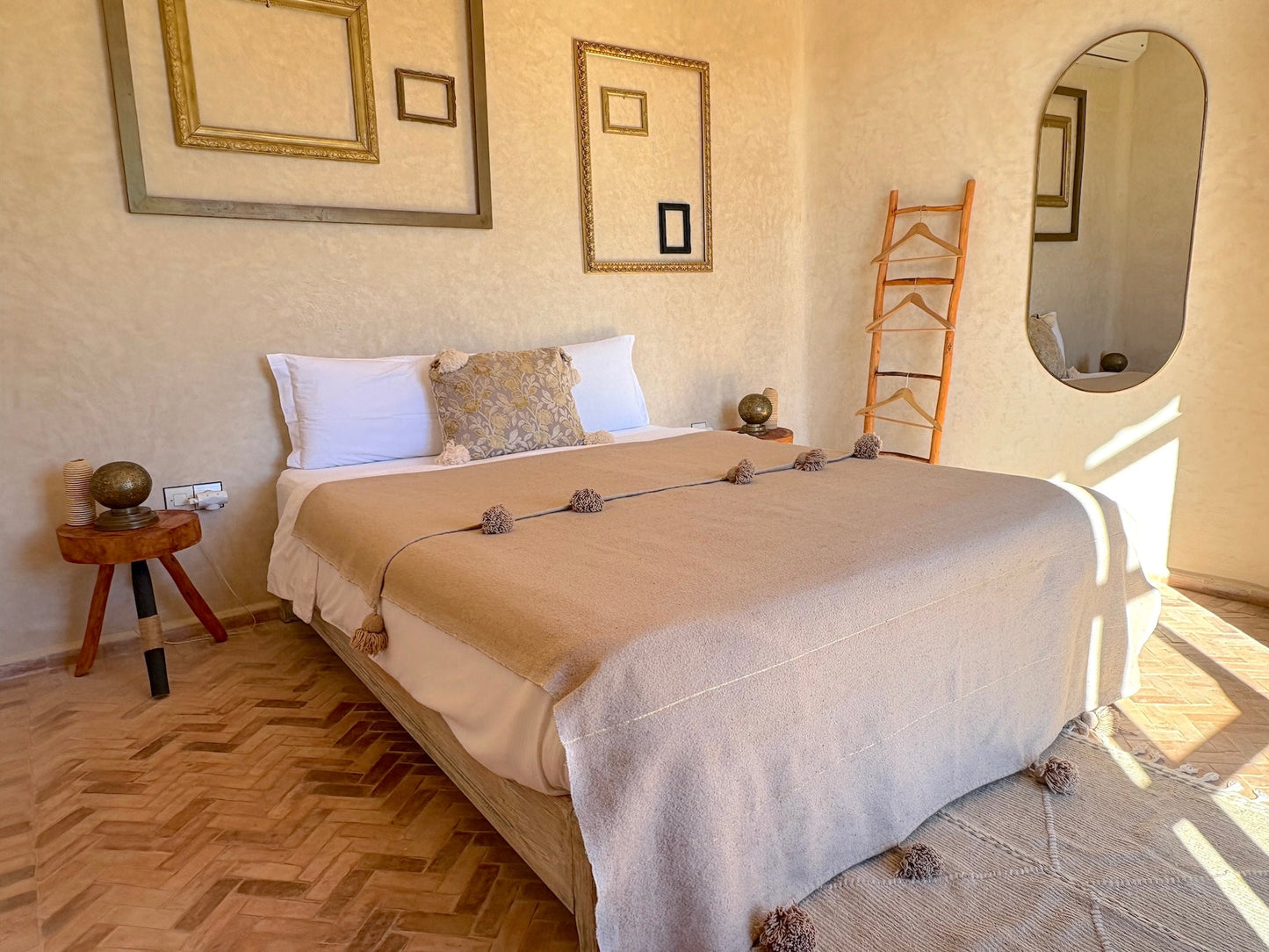 Palais Tiyana - The French Concierge