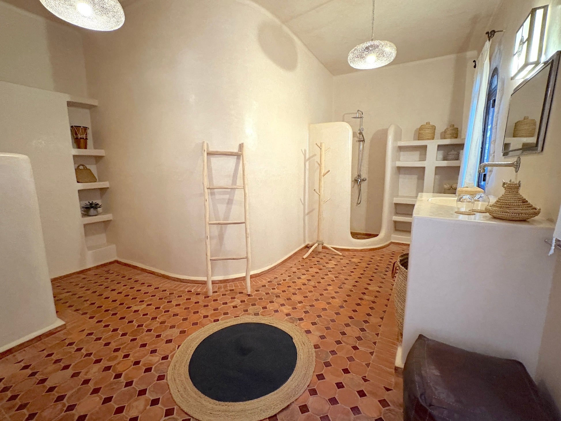 Palais Tiyana - The French Concierge