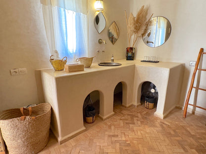 Palais Tiyana - The French Concierge