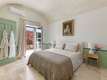Palazzo Letizia - The French Concierge