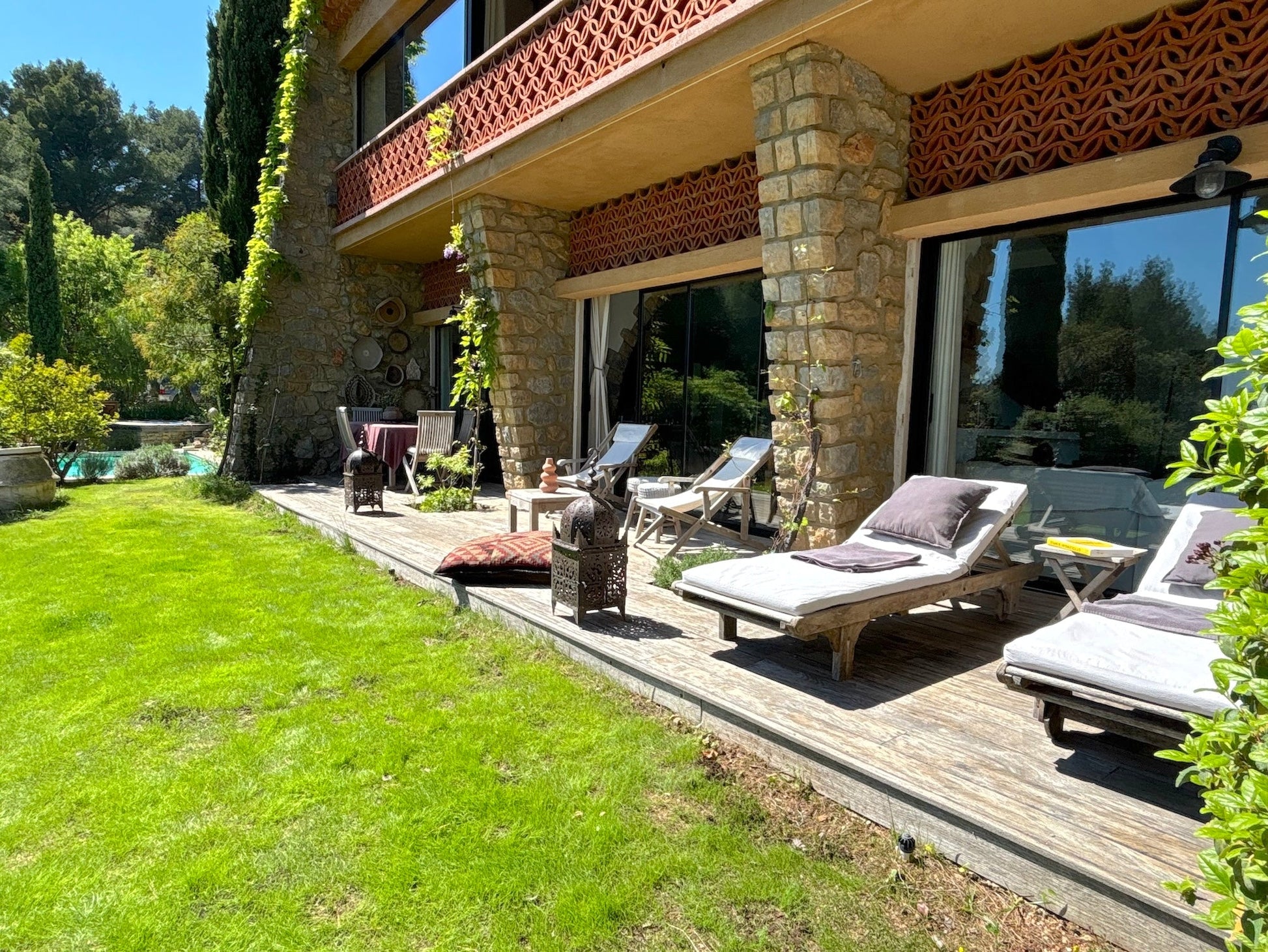Sanary - sur - Mer - Villa Micéa - The French Concierge